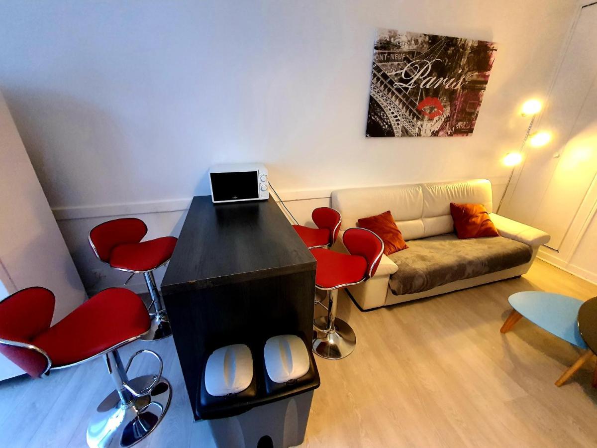 Grand T3 Avec Terrasse Centre Ville Bellac Exterior foto